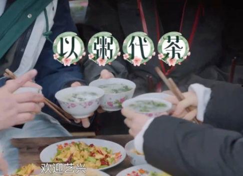 娱乐吃瓜酱试吃员,揭秘美食背后的娱乐故事